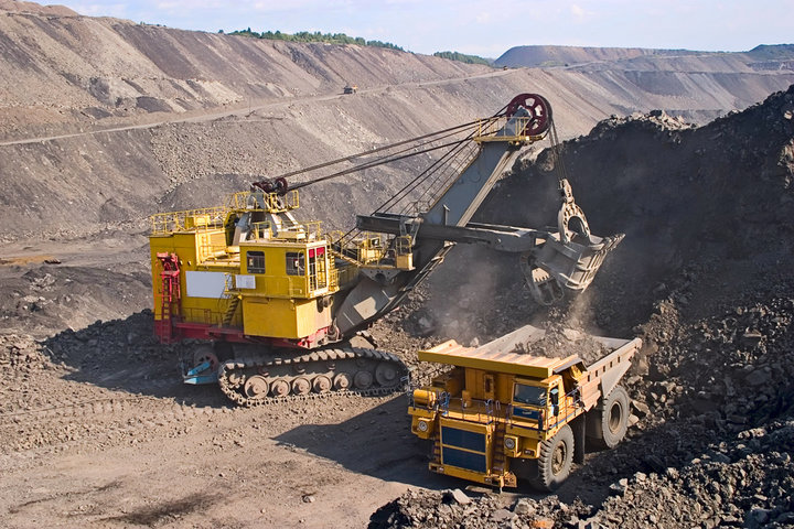 Mining is an example of an industry using Simio Discrete Event Simulation technology to develop Process Digital Twins for applications that include Simulation & Analysis, Process Design & Optimization, Planning & Scheduling, Shopfloor Orchestration, and Design-to-Operate Process Management.